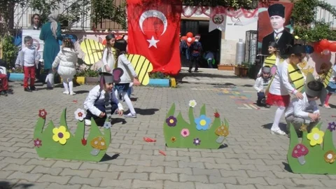 Karacasu Anaokulu 23 Nisan'ı Coşkuyla Kutladı