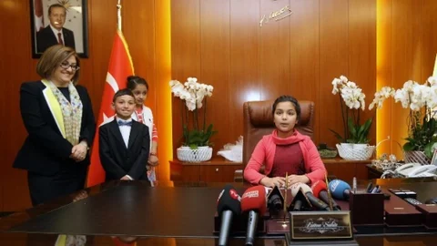 Gaziantep'te Çocuklara Koltuk Bıraktı