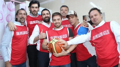 Sadettin Saran'dan Soma'da Spor Salonu Açılışı