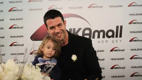 Keremcem, Ankamall'da Hayranlarıyla Buluştu