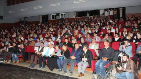 Püf Noktası Tiyatro Oyunu Alanya'da Sahnelendi