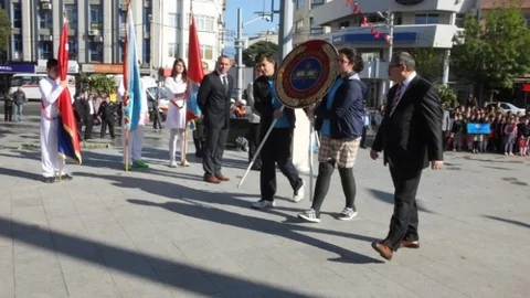 Burhaniye'de 23 Nisan Coşkuyla Kutlandı