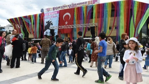 Seyhan'da 23 Nisan Kutlaması