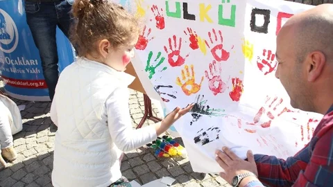 Edirne'de Otizm Farkındalığı Etkinliği