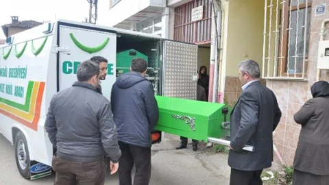 İnegöl'de Yaşlı Kadın Ölü Bulundu