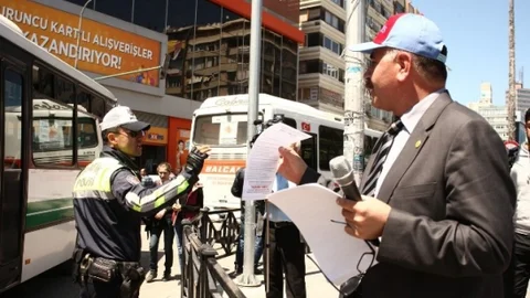 Adana'da 1 Mayıs İşçi Bayramı Daveti