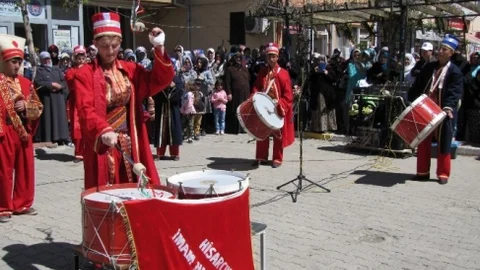 Kütahya'da Öğrenci Mehter Takımı Gösterisi