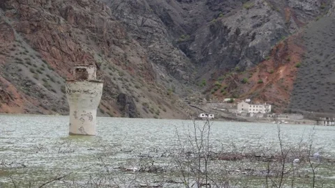 Taşlıköy Mahallesi Sular Altında Kaldı