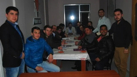 AK Parti Malkara Gençlik Kolları Görev Dağılımı Yaptı