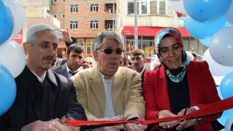 Bitlis'te Dernek Açılışı Yapıldı