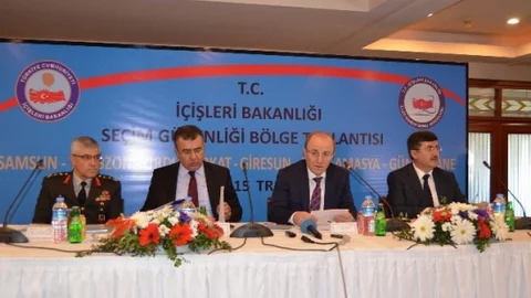 Trabzon'da Seçim Güvenliği Toplantısı Yapıldı