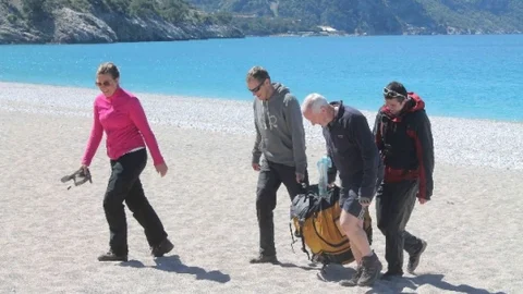 Fethiye'de Paraşütçü Panik Yarattı