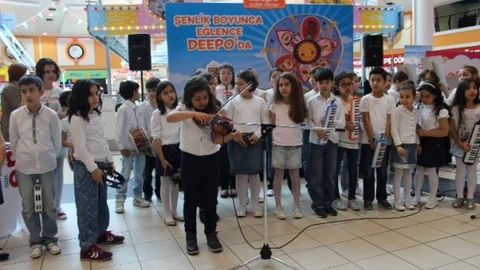 Antalya'da Çocuk Şenliği Etkinlikleri