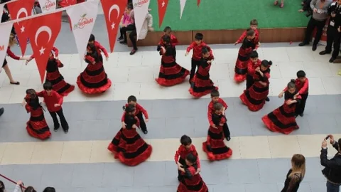 Miniklerin 23 Nisan Coşkusu Malatya'da Kutlandı