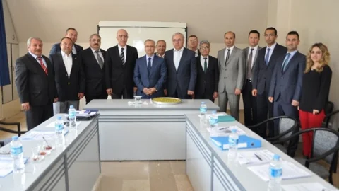 Salihli'de İş Sözleşmesi Görüşmeleri Başladı