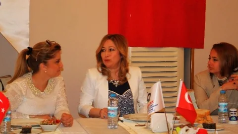 Mersin'de Üniversite Öğrencilerine Burs Desteği