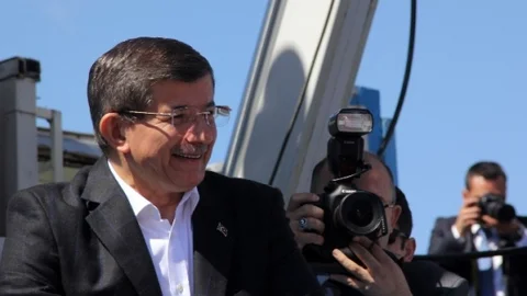 Erzurum'da Başbakan Davutoğlu Miting Düzenledi
