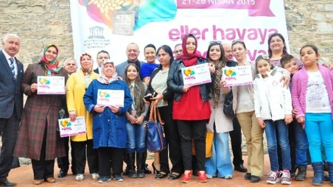 Manisa'da Hamarat Kadınlar Yemek Yarıştı