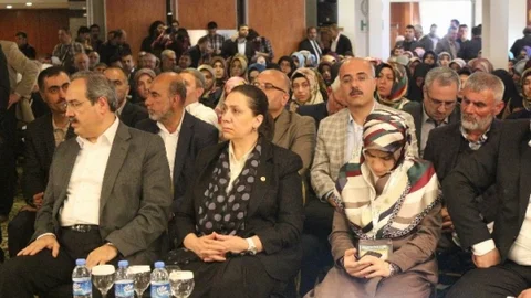 Diyarbakır'da Barış Konferansı Düzenlendi