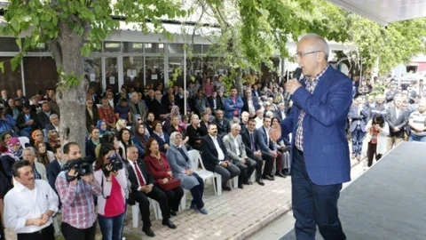 Antalya'da Lütfi Elvan Mitingi