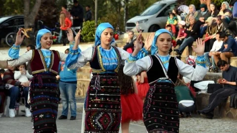 23 Nisan Aliağa'da Coşkuyla Kutlandı