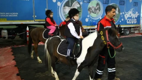 Kocaeli Çocuk Fuarında Midilli Turu