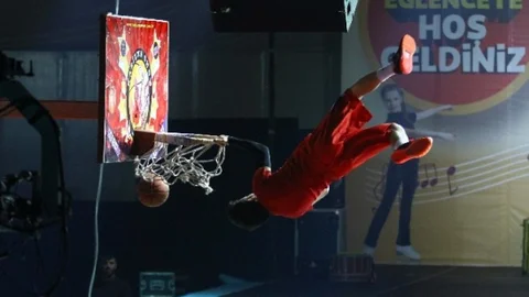 Kocaeli'deki Çocuk Şenliği'nde Eğlence Dolu Anlar