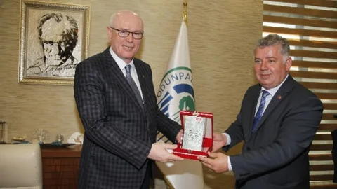 Eskişehir'de Göçmen Sorunları Görüşüldü