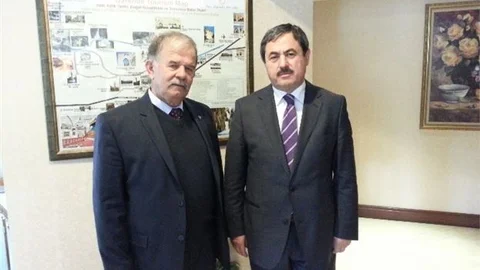 Prof. Dr. Yuvalı'dan Eser'e Ziyaret