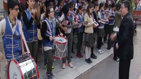 Antalya'da Dev Koro İstiklal Marşı Okudu