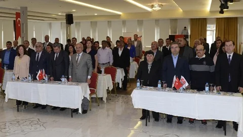 Mersin'de Halka Hizmet Vurgusu