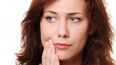 Yirmi Yaş Dişlerinin Çekilme Zamanı