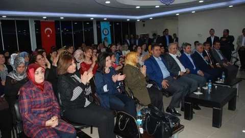 Adıyaman'da Ebeler Günü Etkinliği