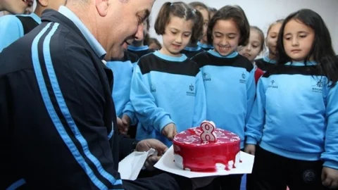 Kocaeli'de Spor Okulları Çocuklara Destek Oluyor