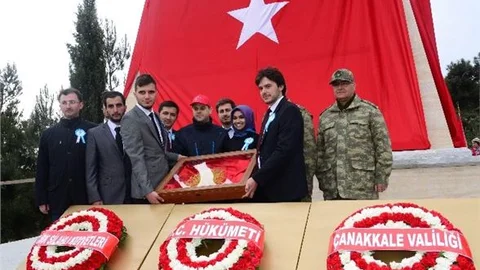 57. Alay Sancağı Van'da Teslim Edildi