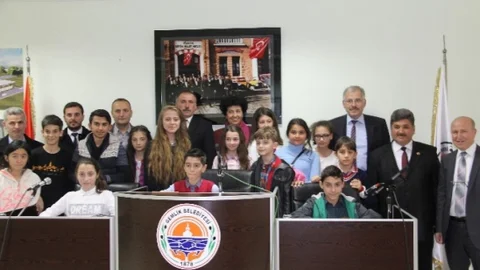 Gemlik Çocuk Meclisi Toplandı