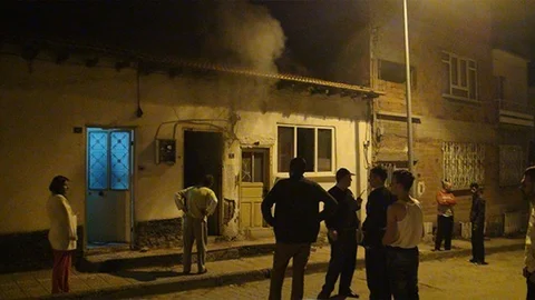 Bilecik'te Bir Ev Yandı