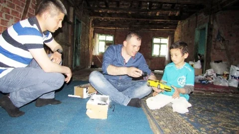 Ramazan'a 70 Çift Ayakkabı Geldi