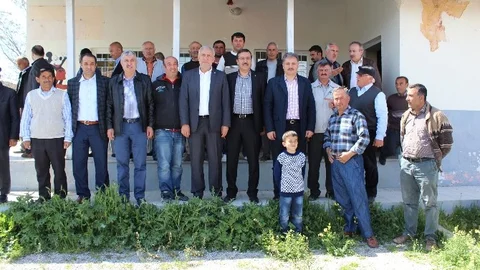 AK Parti Seçim Turu Yapıyor