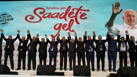 Adana'da Yeniden Büyük Türkiye Vurgusu