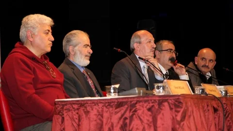 Sadettin Kaplan’a Saygı Gecesi İstanbul’da Düzenlendi