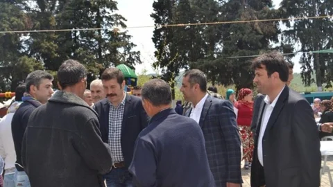 Sındırgı'da Mahalle Hayırları Başladı