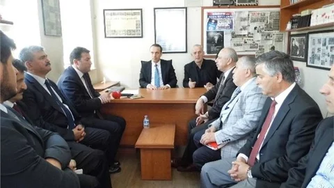 AK Parti Adayları KGD'yi Ziyaret Etti