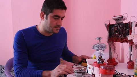 Ebubekir Birman'dan Robot İcadı