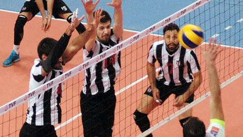 Beşiktaş Voleybolda Derbiyi Kazandı