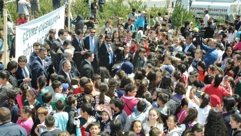 Keçiören’de 2071 Ağaç Dikimi Etkinliği