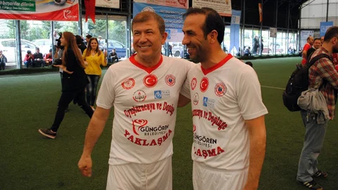 Eski Futbolculardan Gazozuna Maç