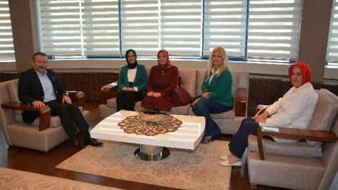 İzmit'te Vekil Ziyareti