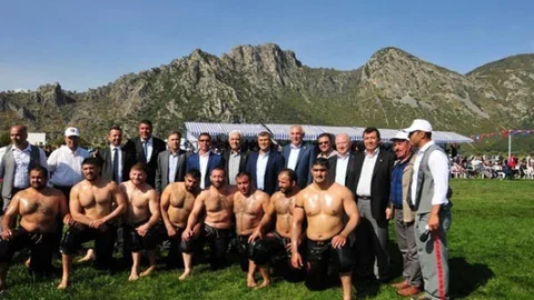 Kırkpınar Pehlivanları Milas’ta Güreşti