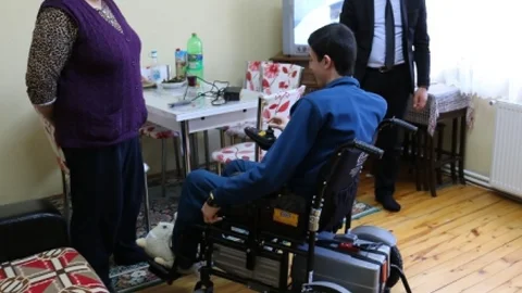 Ordu’da Akülü Araç Dağıtımı Yapıldı